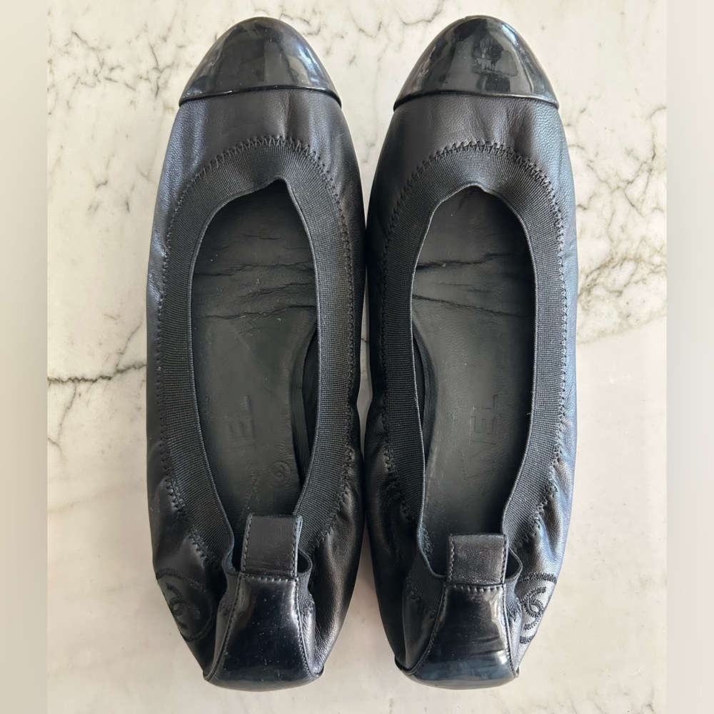 Chanel black ballet flats